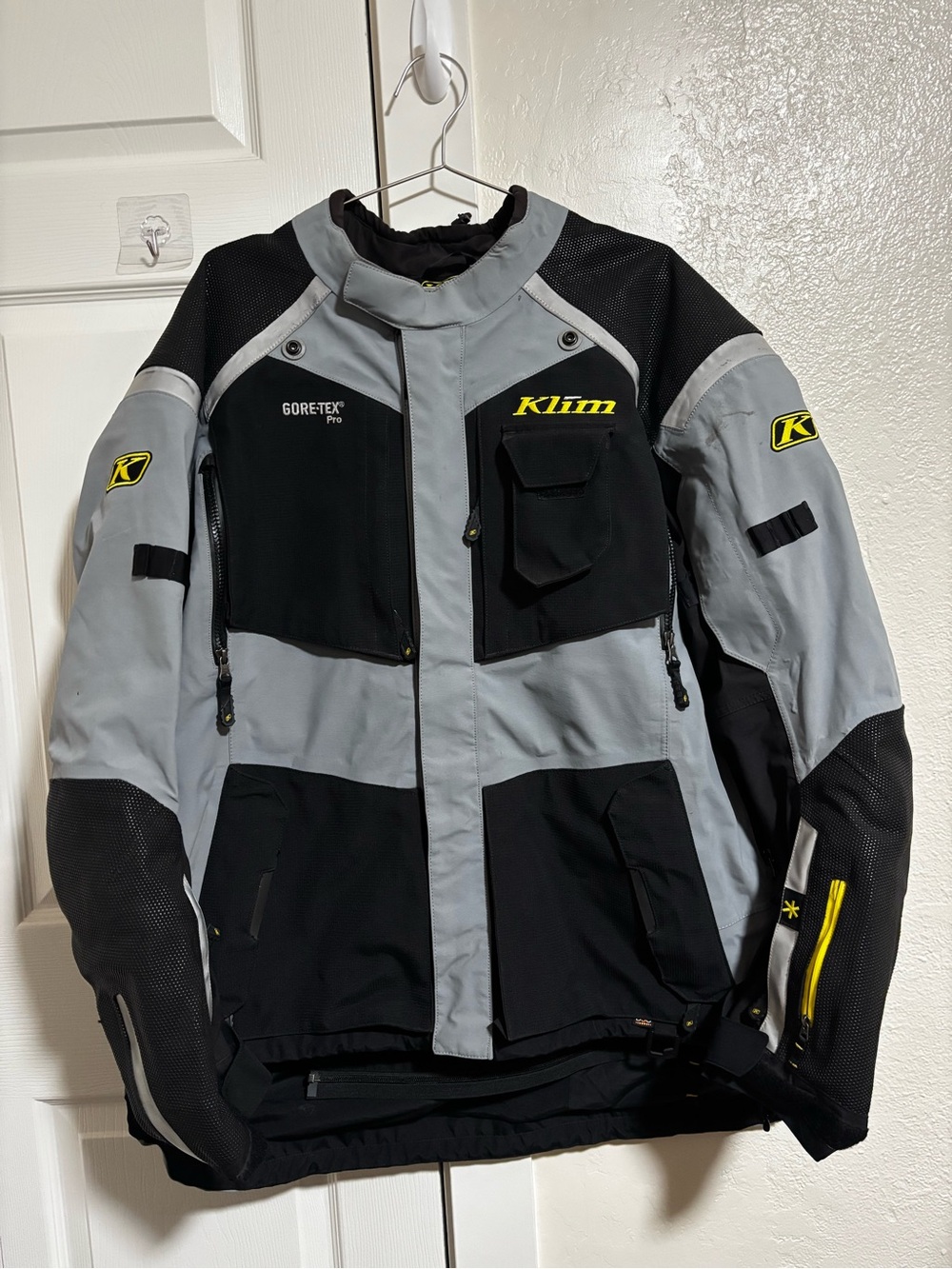 Klim Men’s Grey & Black GORE-TEX Pro Performance Jacket